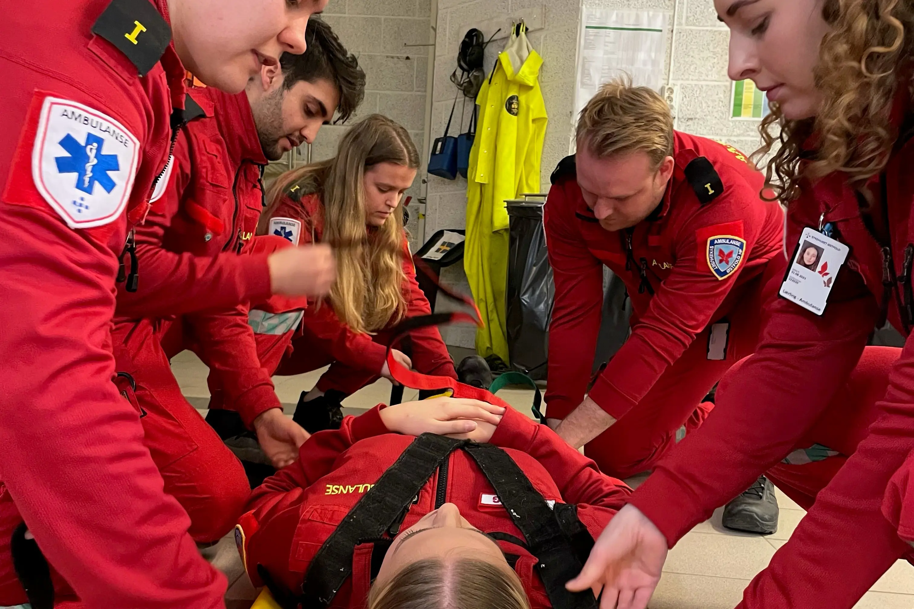 16 lærlinger som snart har fullført første år av læretiden deltok.